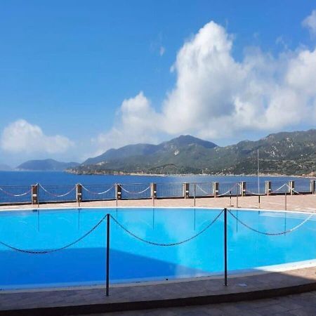 Appartamento Sul Mare Teulada Εξωτερικό φωτογραφία