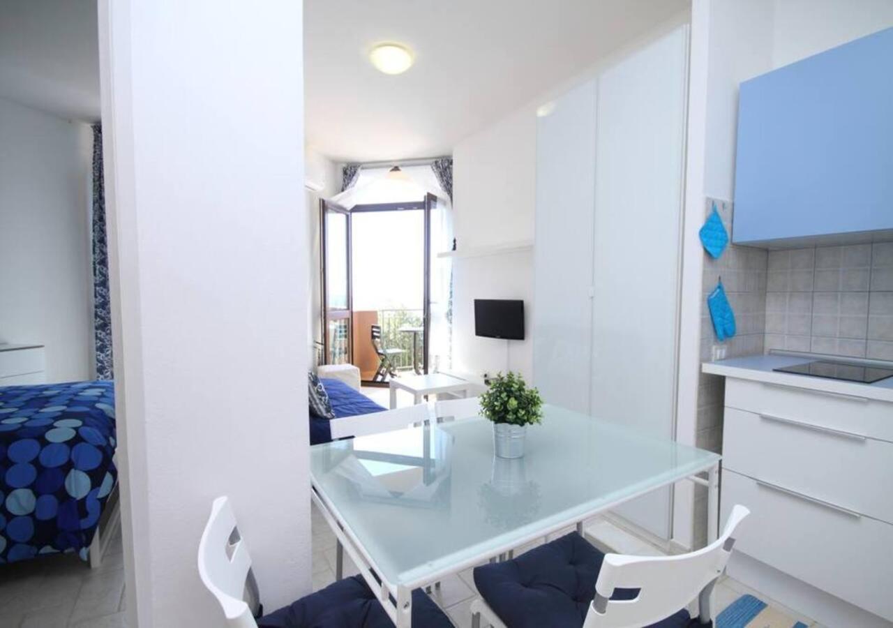 Appartamento Sul Mare Teulada Εξωτερικό φωτογραφία